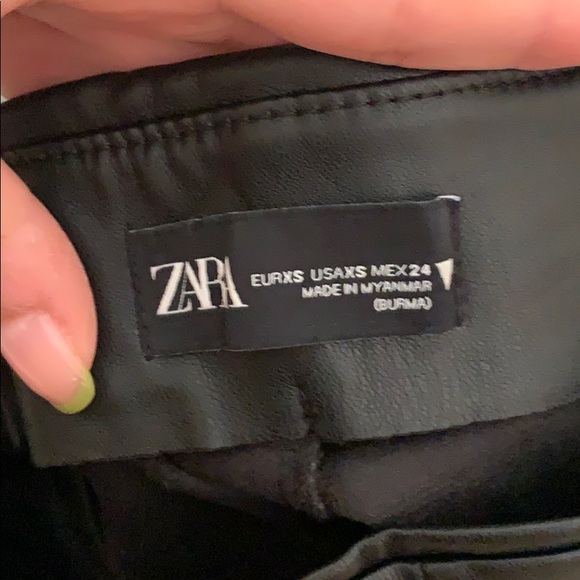 Zara faux leather leggings - Picture 2 of 3